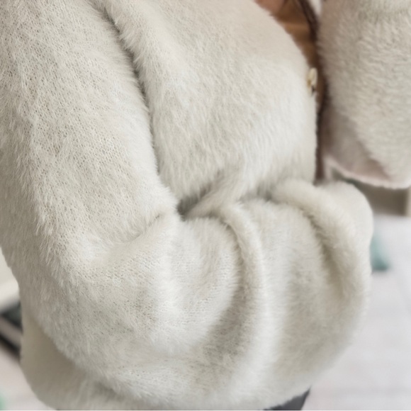 Furry oversized sweater cardigan - Picture 7 of 11